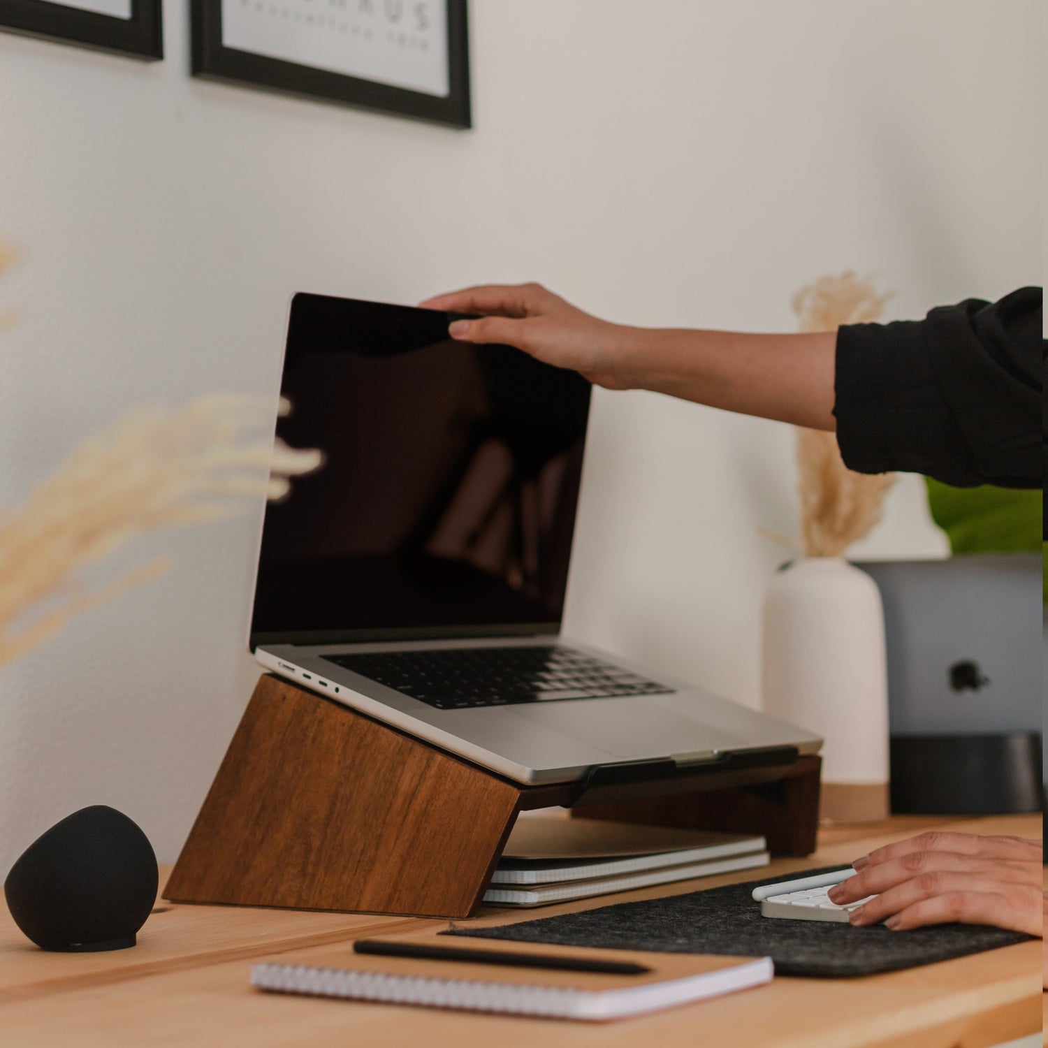 Laptop Stands