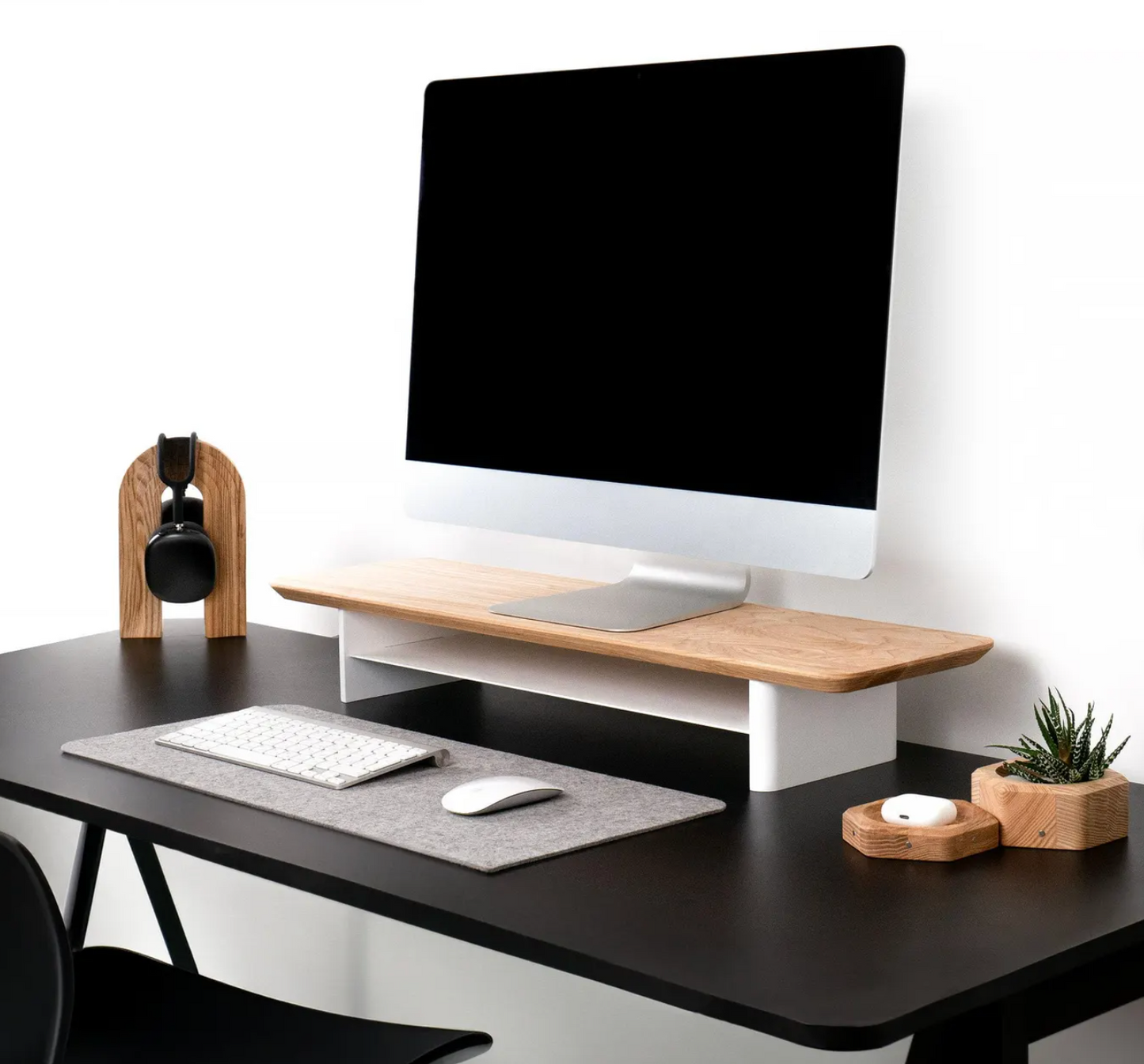 Monitor stand
